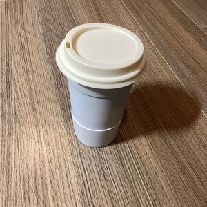 Classic White Travel Mug 12 oz–‎ Pre-Owned